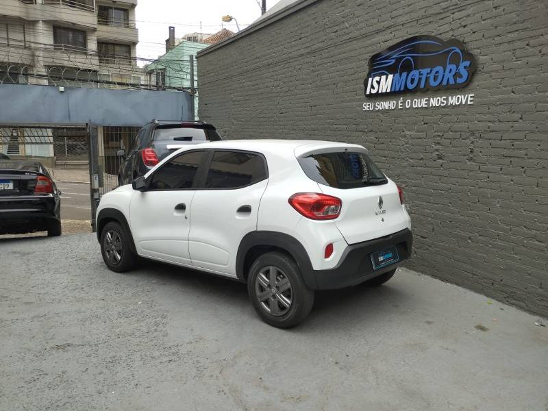 RENAULT - KWID - 2022/2023 - Branca - R$ 47.900,00