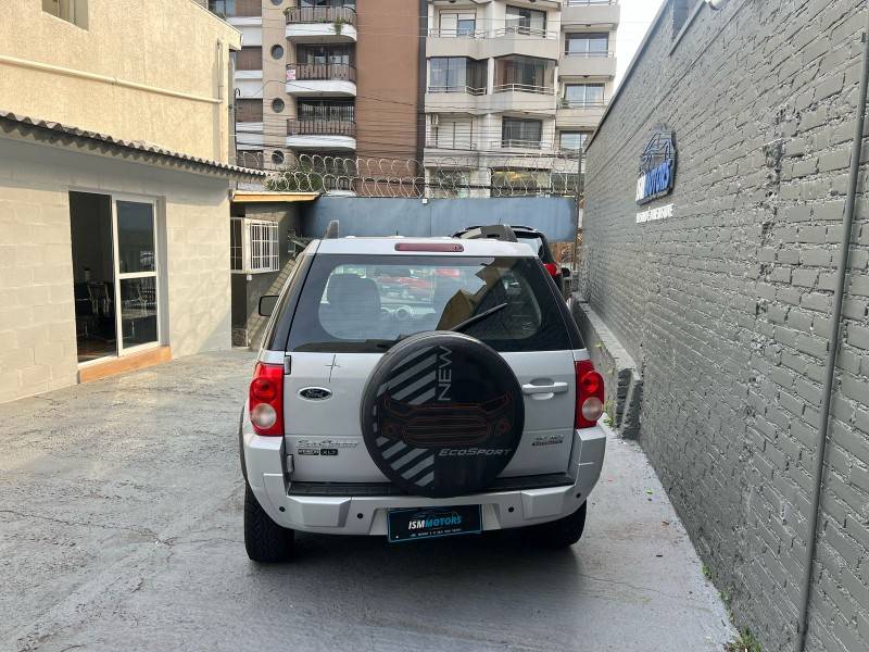FORD - ECOSPORT - 2011/2012 - Prata - R$ 39.900,00