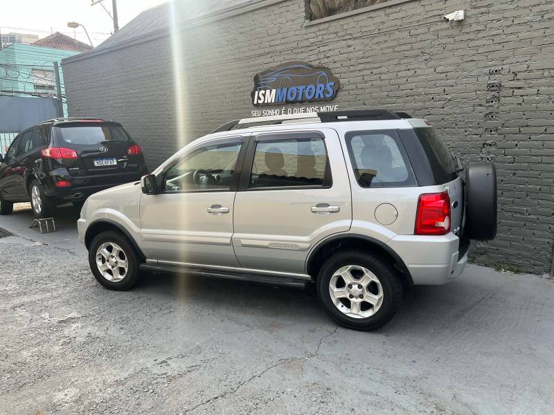 FORD - ECOSPORT - 2011/2012 - Prata - R$ 39.900,00