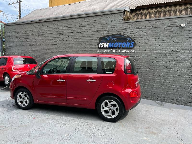 CITROËN - C3 PICASSO - 2014/2015 - Vermelha - R$ 41.900,00