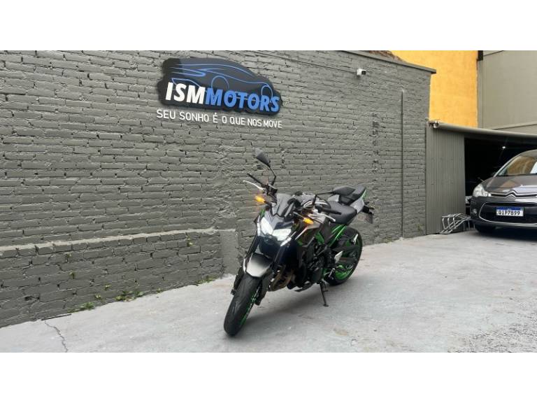 KAWASAKI - Z900 - 2023/2023 - Preta - R$ 59.900,00