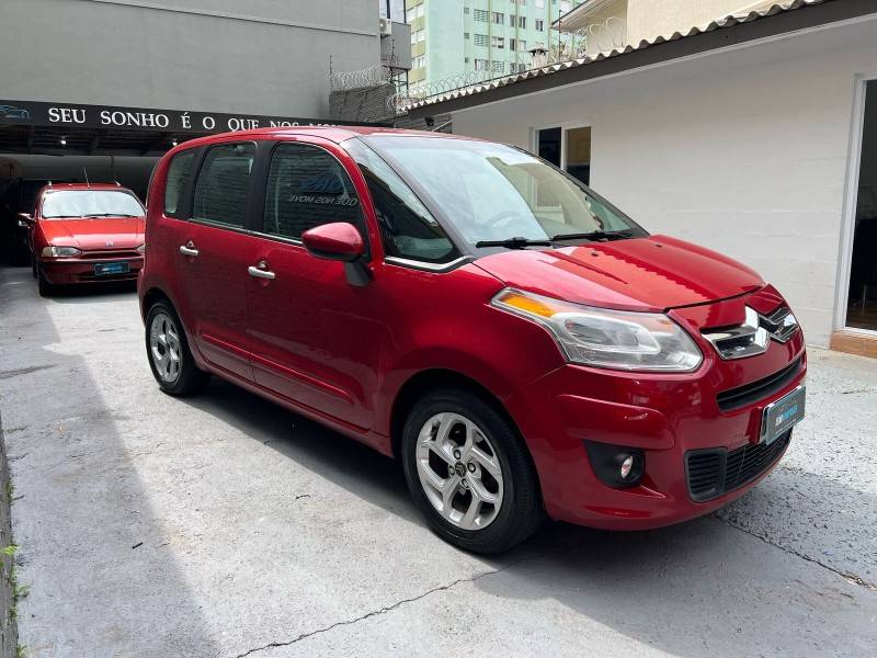 CITROËN - C3 PICASSO - 2014/2015 - Vermelha - R$ 41.900,00